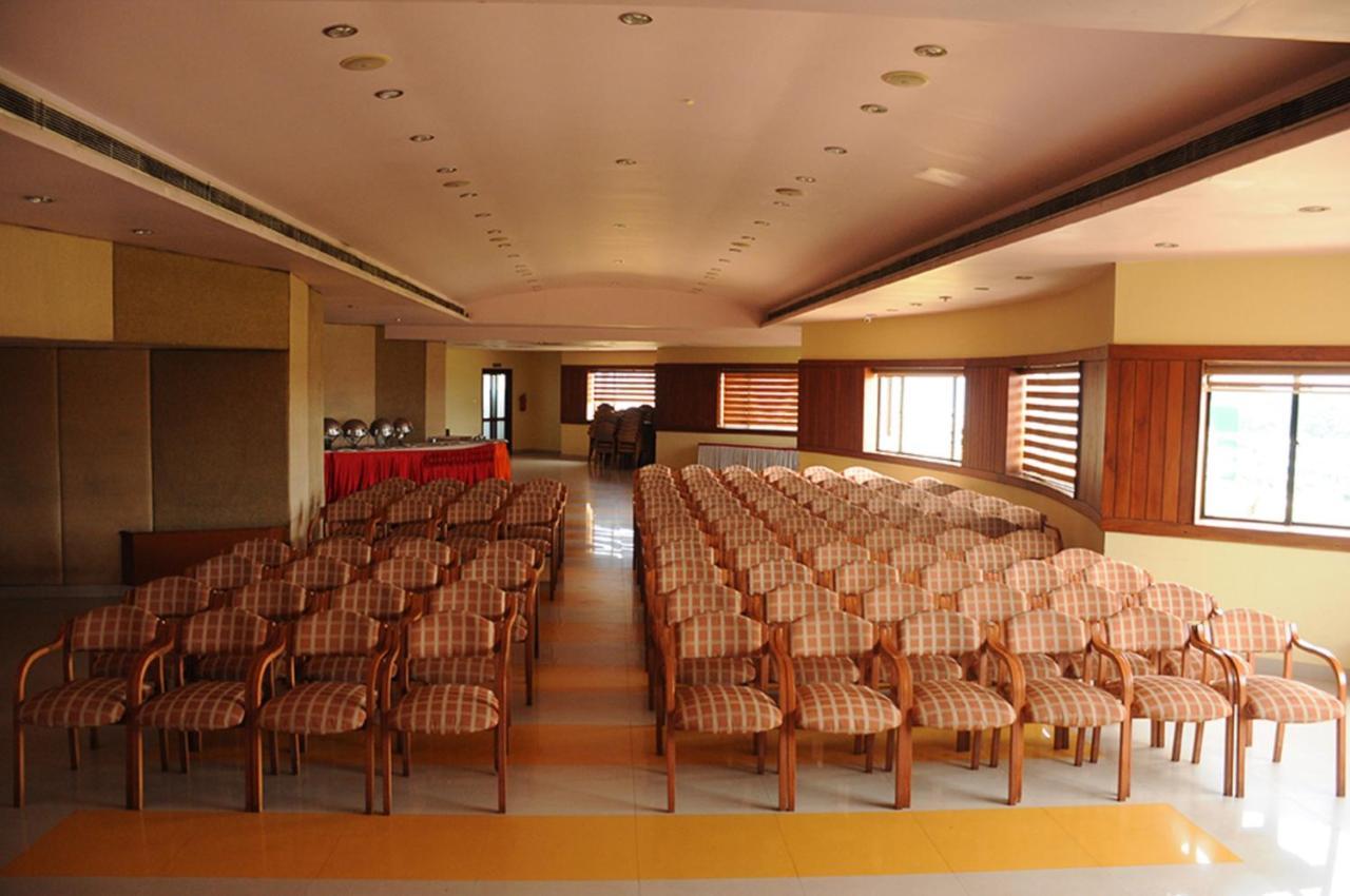 Hotel Royal Omars Kannur Exterior foto