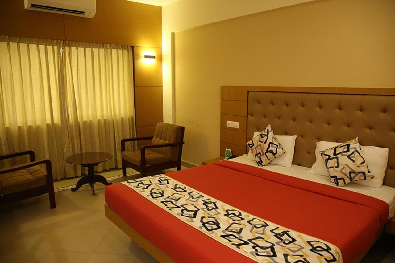 Hotel Royal Omars Kannur Exterior foto