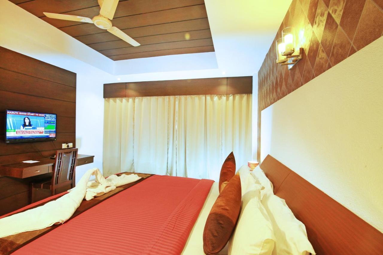 Hotel Royal Omars Kannur Exterior foto